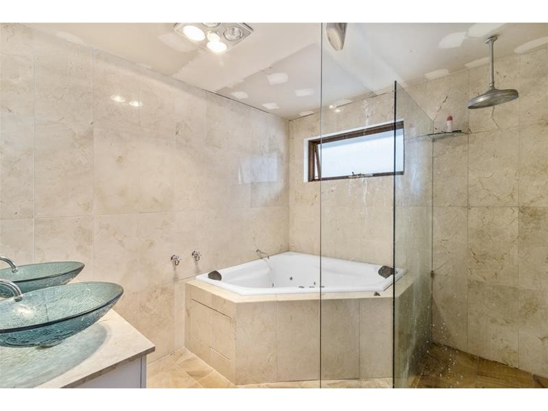 66 Leyte Avenue, Palm Beach QLD 4221