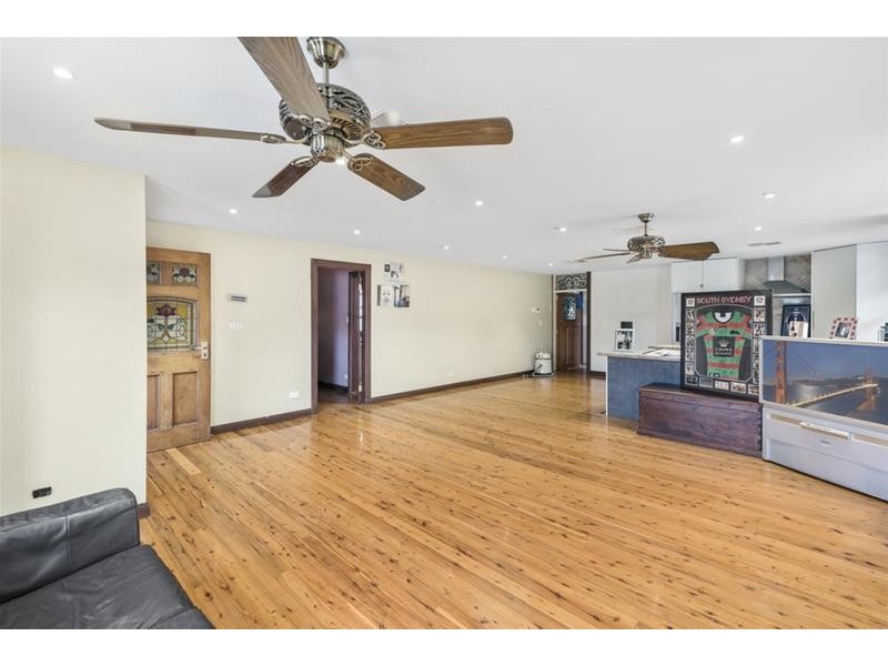 66 Leyte Avenue, Palm Beach QLD 4221