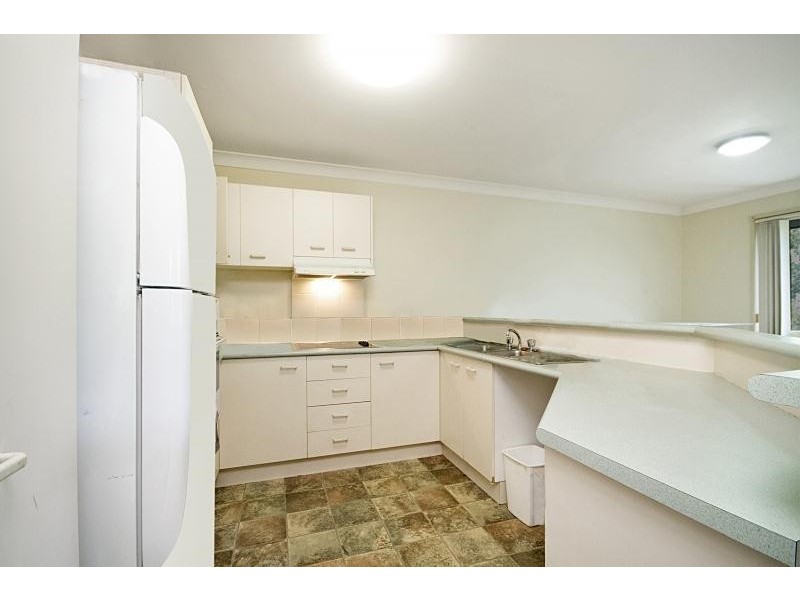 4/31 Simpsons Road, Elanora QLD 4221