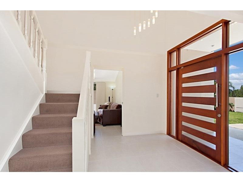 52 Jarrahdale Drive, Elanora QLD 4221