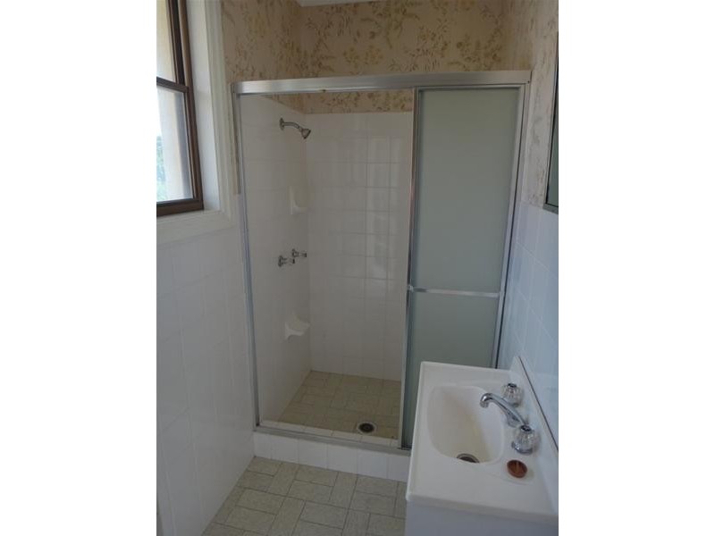 23 Binda Avenue, Bundall QLD 4217