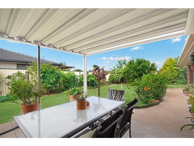 16 Sequoia Close, Elanora QLD 4221