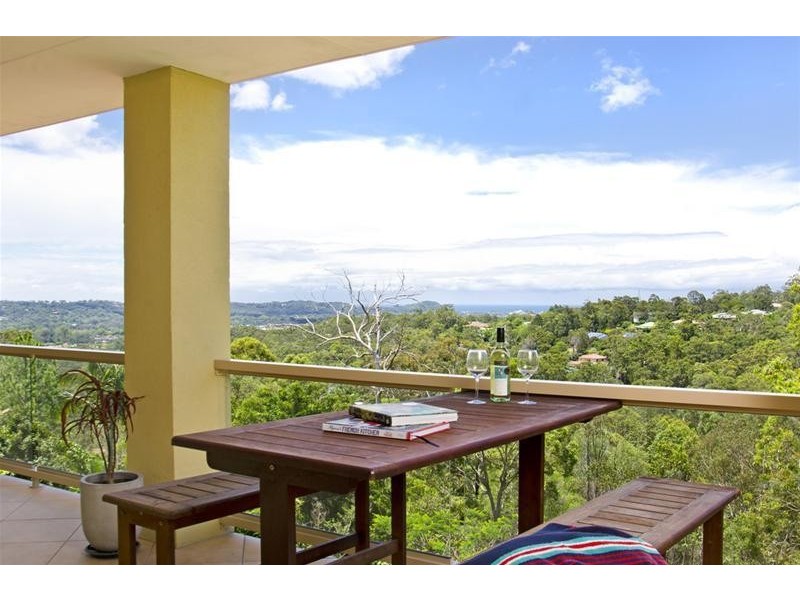 11 Buckingham Way, Elanora QLD 4221