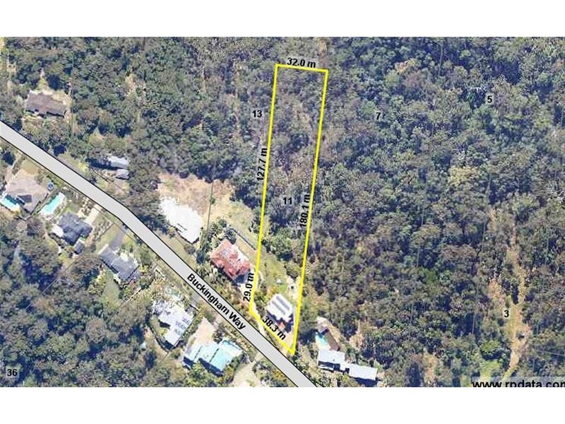 11 Buckingham Way, Elanora QLD 4221