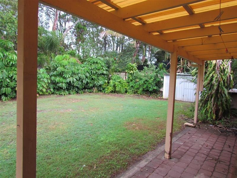 6 Spindle Street, Palm Beach QLD 4221