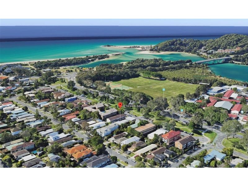 2/60 Sarawak Avenue, Palm Beach QLD 4221