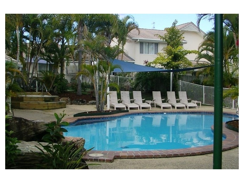 82/2 Coolgardie Street, Elanora QLD 4221