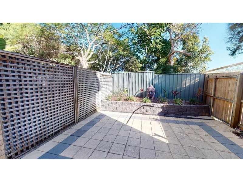 21/105 Christine Avenue, Burleigh Waters QLD 4220