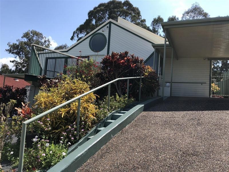 37 Darnel Street, Elanora QLD 4221