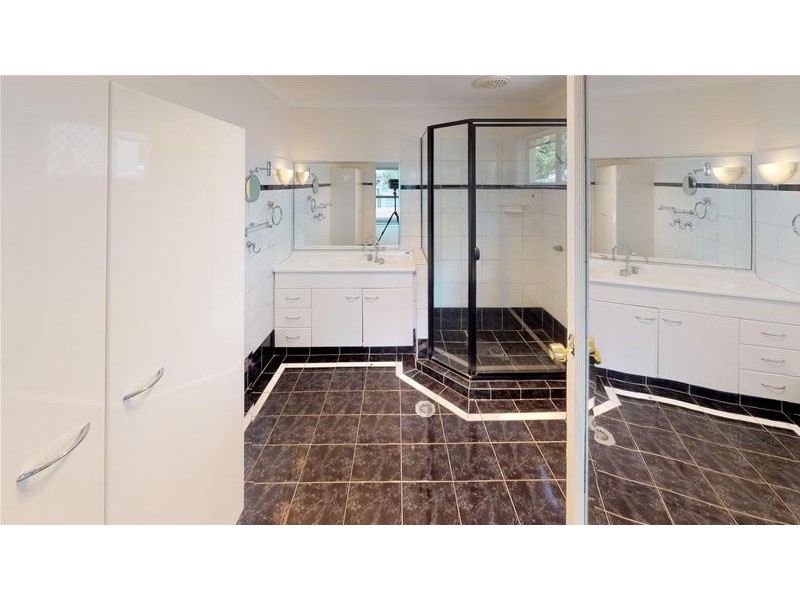 124 Salerno Street, Surfers Paradise QLD 4217