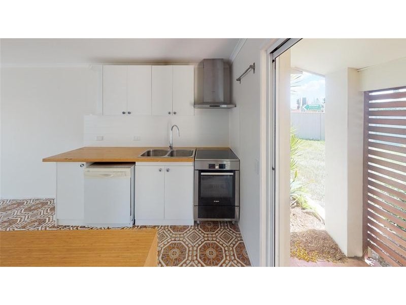 124 Salerno Street, Surfers Paradise QLD 4217