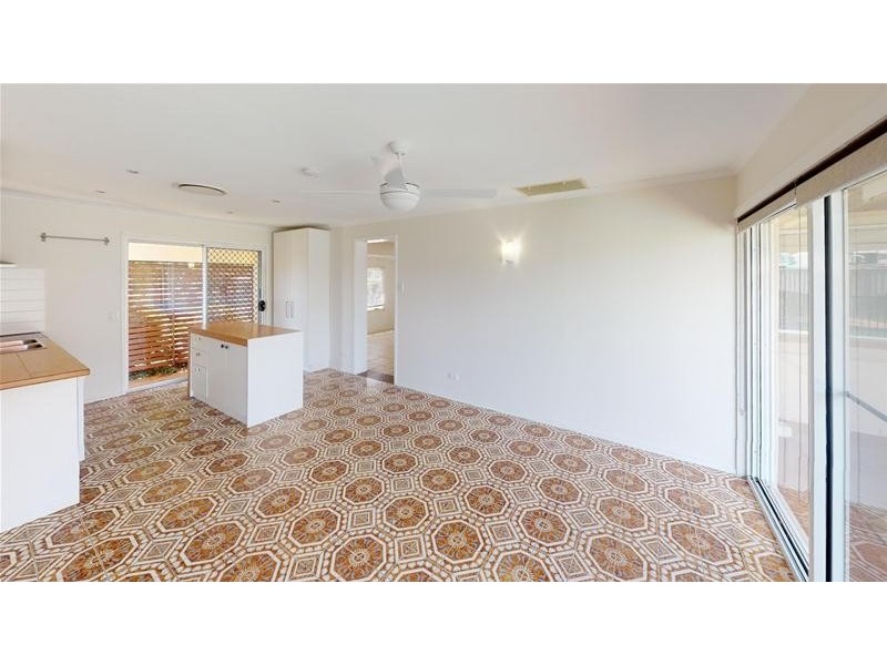 124 Salerno Street, Surfers Paradise QLD 4217