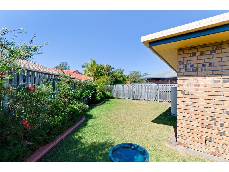 10 Typha Place, Elanora QLD 4221