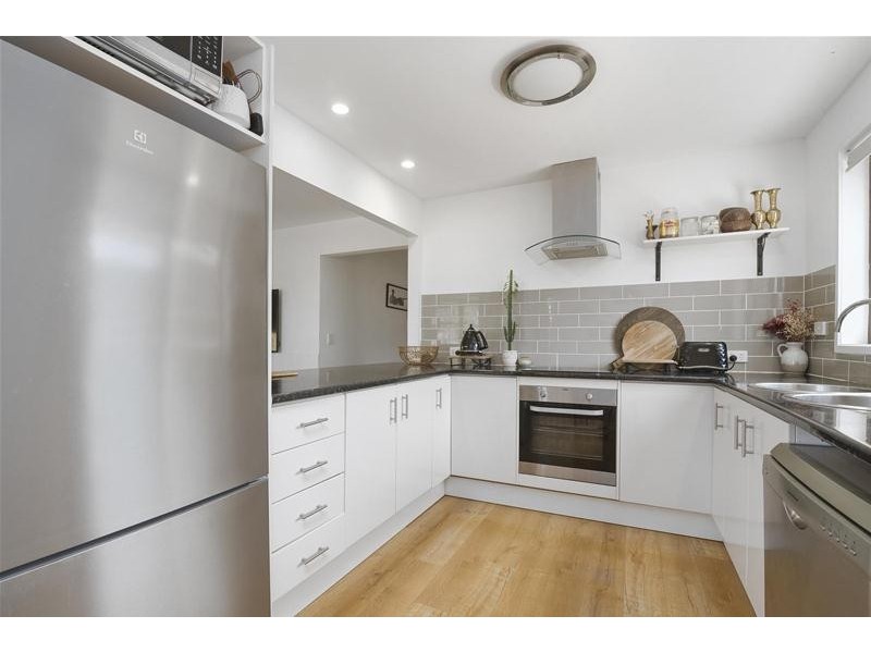 2 Drumfish Drive, Currumbin Waters QLD 4223