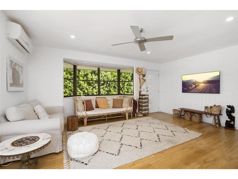 2 Drumfish Drive, Currumbin Waters QLD 4223