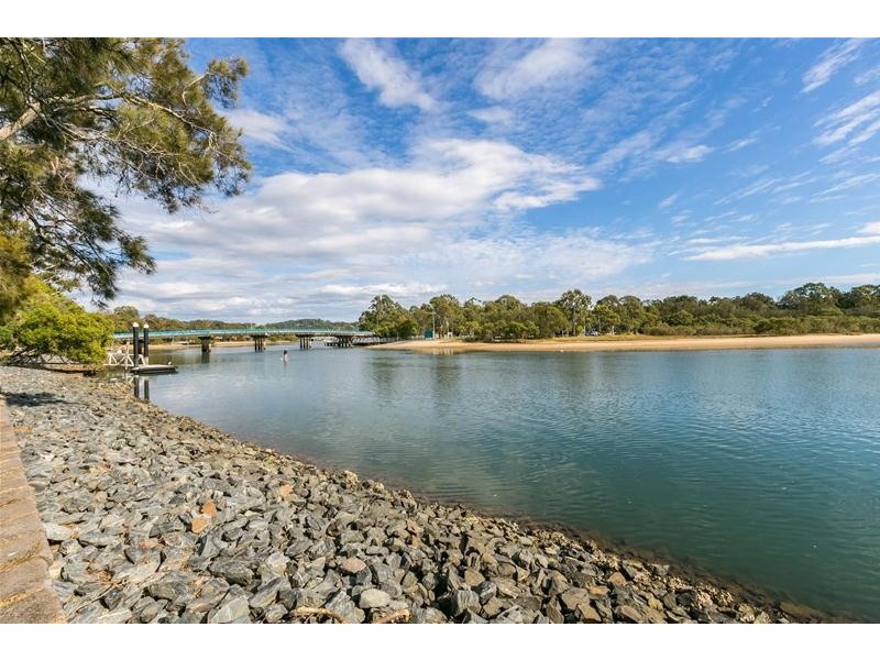 2 Drumfish Drive, Currumbin Waters QLD 4223