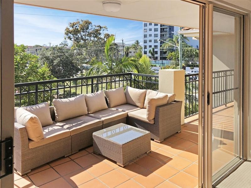 14/1040 Gold Coast  Highway, Palm Beach QLD 4221