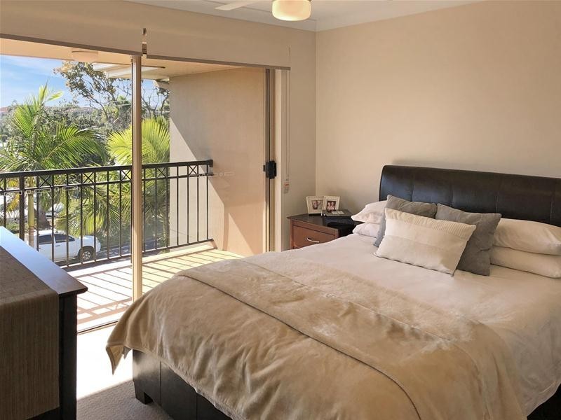 14/1040 Gold Coast  Highway, Palm Beach QLD 4221