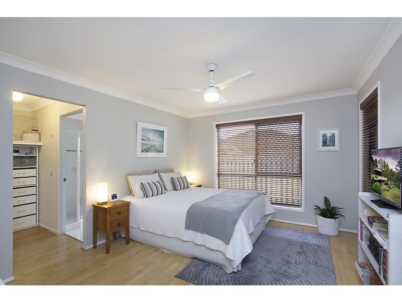 6 Goldvilla Drive, Elanora QLD 4221