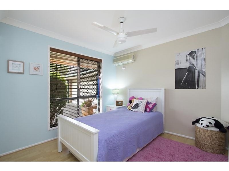 6 Goldvilla Drive, Elanora QLD 4221