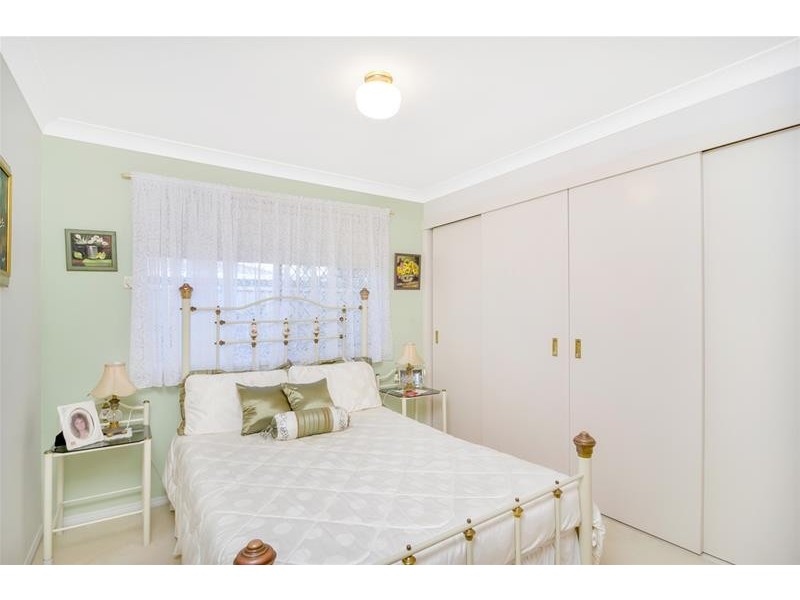 5 Damson Place, Elanora QLD 4221