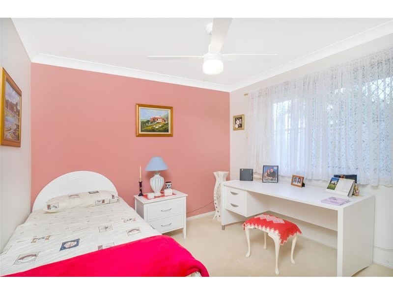 5 Damson Place, Elanora QLD 4221