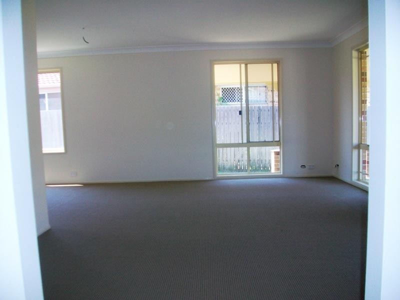 4 Chippendale Crescent, Currumbin Waters QLD 4223