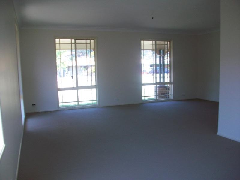 4 Chippendale Crescent, Currumbin Waters QLD 4223