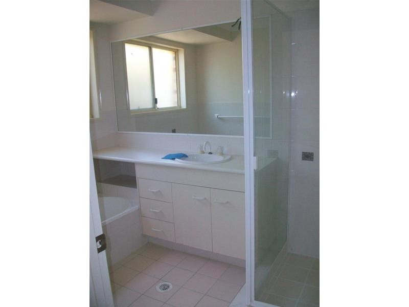 4 Chippendale Crescent, Currumbin Waters QLD 4223