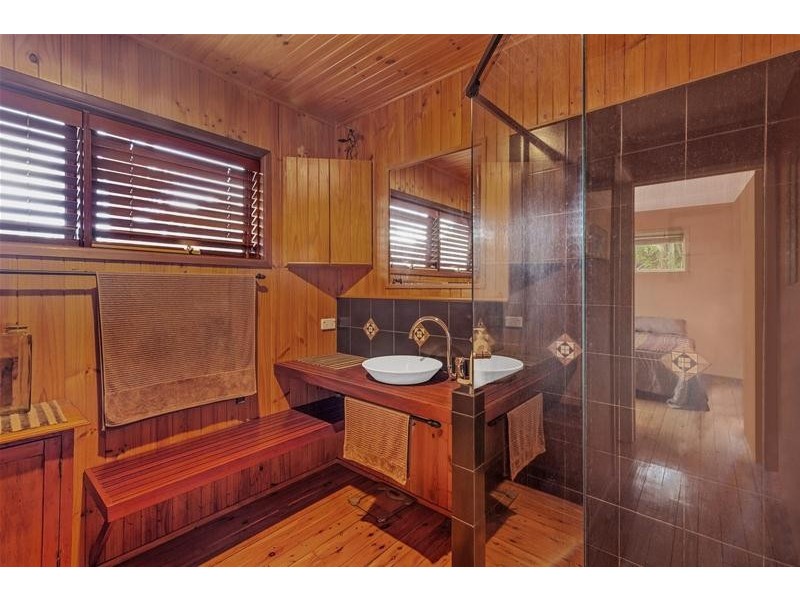 17 Matilda Street, Burleigh Heads QLD 4220