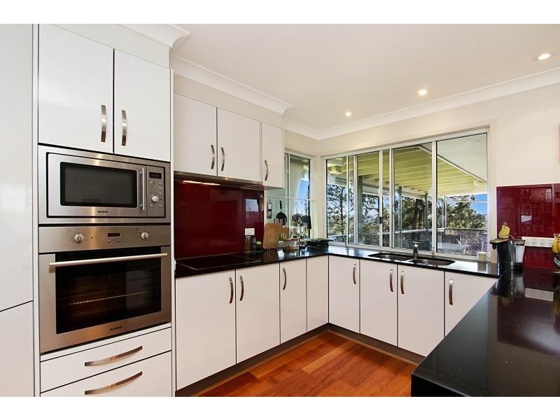 41 Doubleview Drive, Elanora QLD 4221