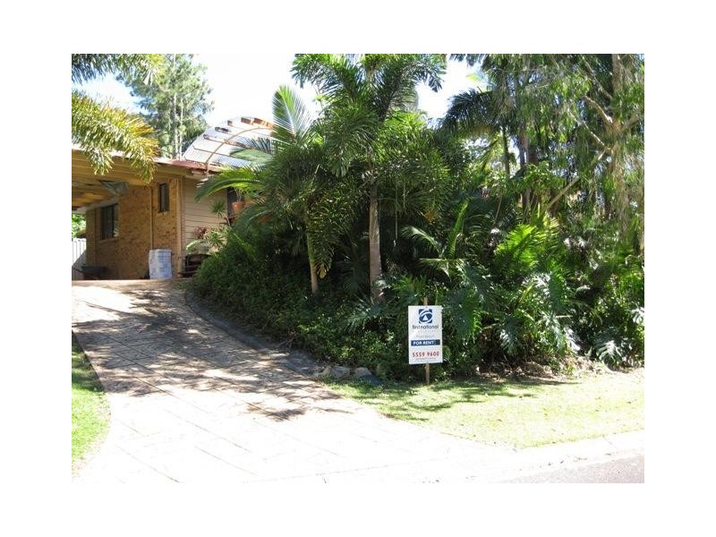 3 Exmouth Court, Elanora QLD 4221