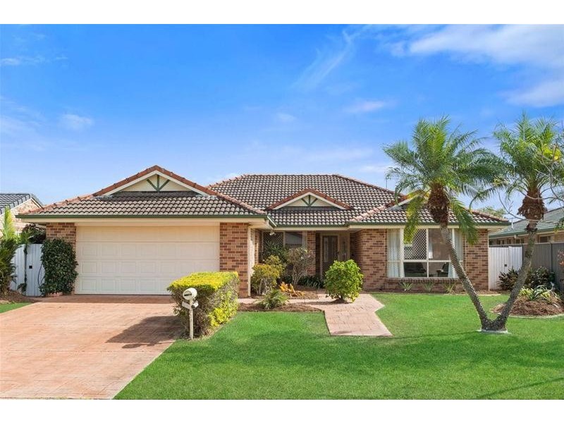 118 Bienvenue Drive, Currumbin Waters QLD 4223