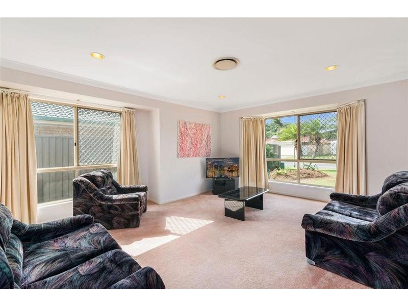 118 Bienvenue Drive, Currumbin Waters QLD 4223