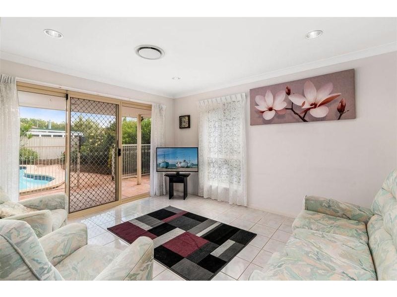 118 Bienvenue Drive, Currumbin Waters QLD 4223