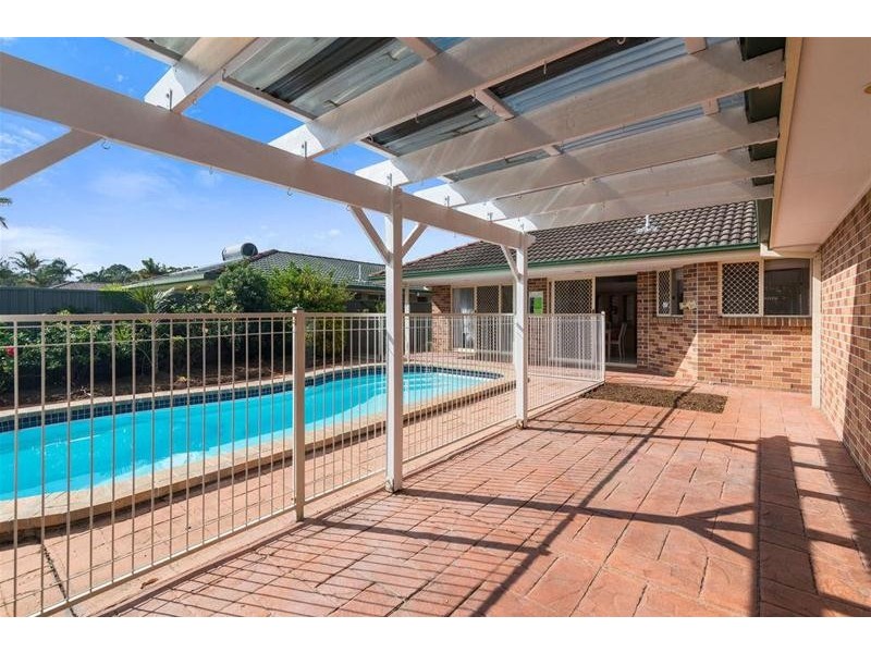 118 Bienvenue Drive, Currumbin Waters QLD 4223