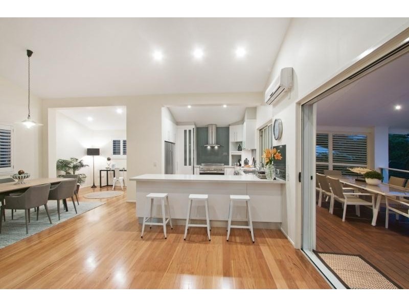 34 Riverside Drive, Currumbin Waters QLD 4223