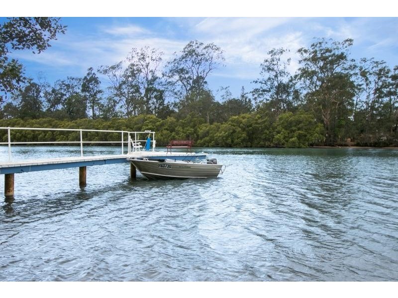 34 Riverside Drive, Currumbin Waters QLD 4223