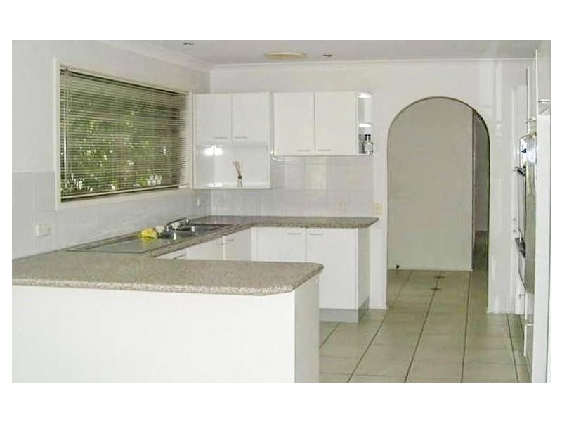 392 Rio Vista Boulevard, Mermaid Waters QLD 4218