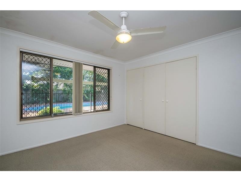 392 Rio Vista Boulevard, Mermaid Waters QLD 4218