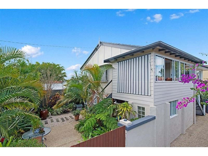 1/13 Morotai  Avenue, Palm Beach QLD 4221