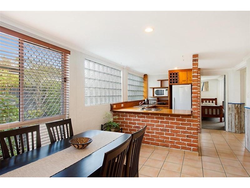 1/13 Morotai  Avenue, Palm Beach QLD 4221