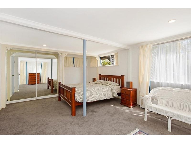 1/13 Morotai  Avenue, Palm Beach QLD 4221