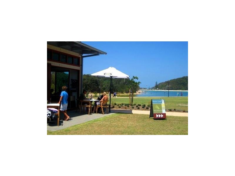 1/13 Morotai  Avenue, Palm Beach QLD 4221