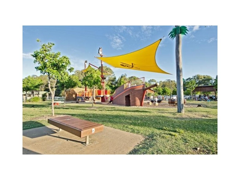 1/13 Morotai  Avenue, Palm Beach QLD 4221