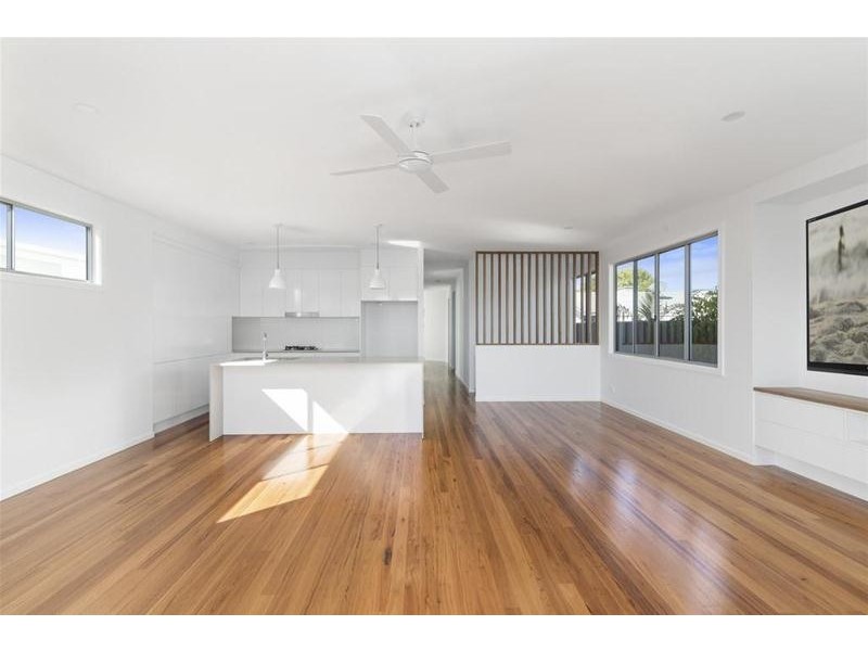 61B Twenty Fifth Avenue, Palm Beach QLD 4221