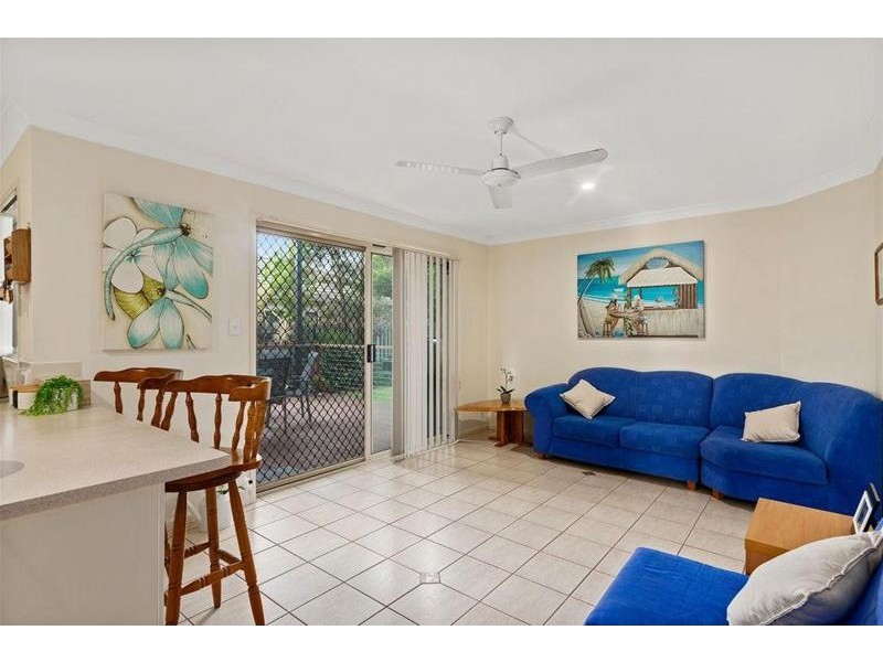 76 Casuarina Drive, Elanora QLD 4221