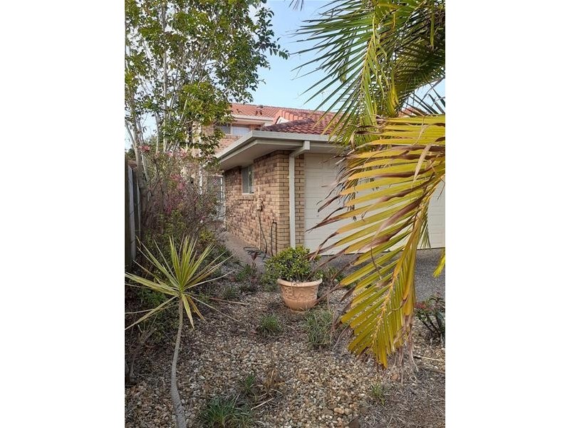 2/67 Tallebudgera Drive, Palm Beach QLD 4221