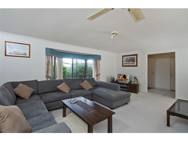 10 Agave Street, Elanora QLD 4221