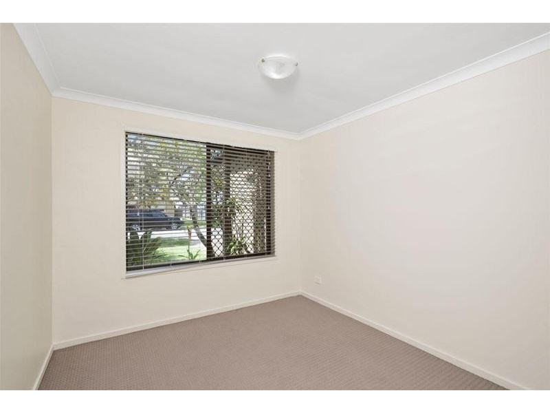 2/3 Barracuda  Court, Palm Beach QLD 4221